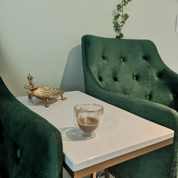 Chic for less ✨💲 - Picture 1 of 1